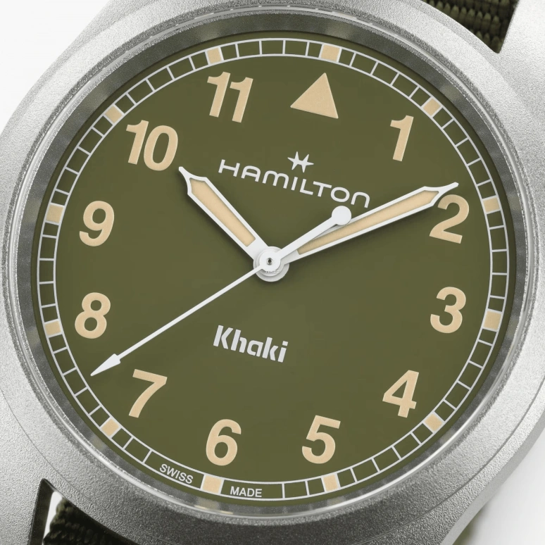 Hamilton,Khaki Field 38mm,38mm,Stainless Steel,Green,Quartz,In-house Caliber,Sapphire,Crystal Glass,H69401960