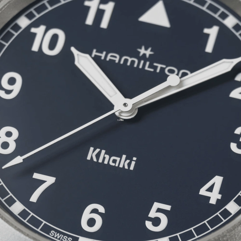 Hamilton,Khaki Field 38mm,38mm,Stainless Steel,Dark Blue,Quartz,In-house Caliber,Sapphire,Glass,H69401140