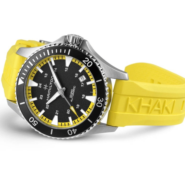 Hamilton,Khaki Navy 40mm,40mm,Stainless Steel,Black,Automatic,Day,80hours,H82395332