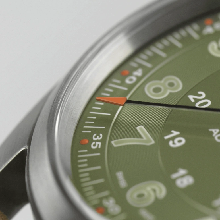 Hamilton,Khaki Field 38mm,38mm,Titanium,Green,Automatic,80hours,In-house Caliber,H70205860