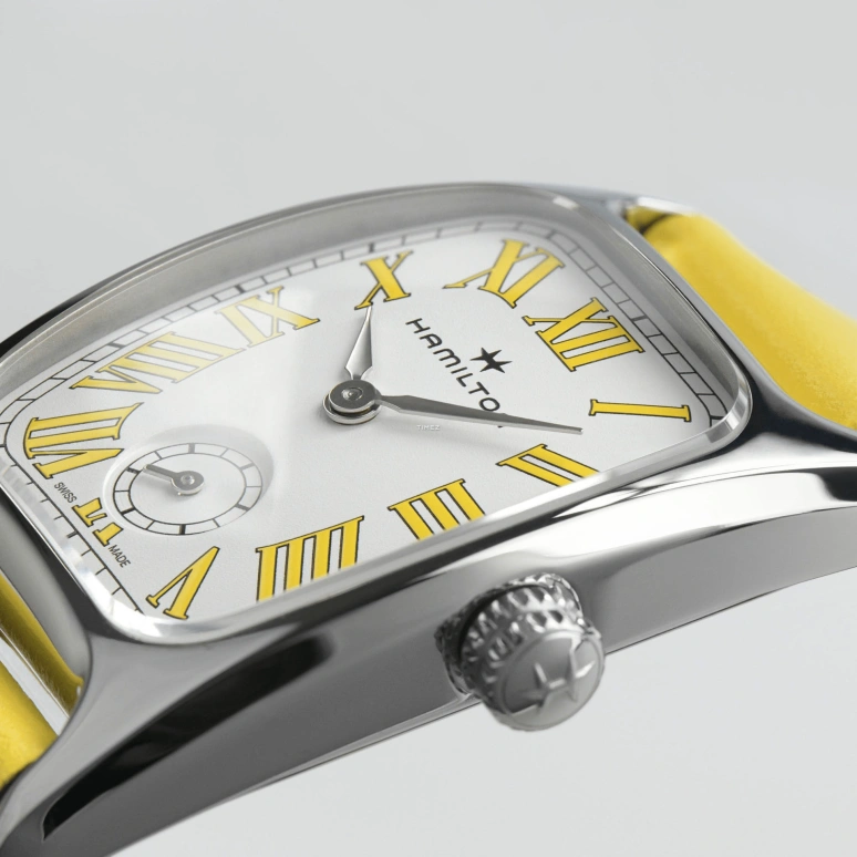 Hamilton,American Classic 23.50x27.40mm,23.50x27.40mm,Stainless Steel,White,Quartz,Sapphire,Glass,Rectangular,H13321812