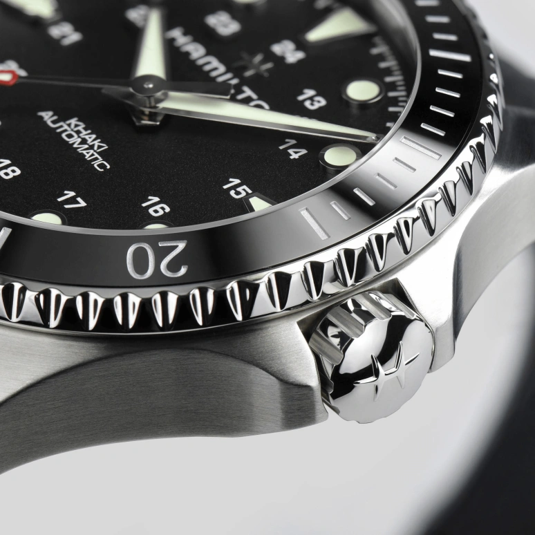 Hamilton,Khaki Navy 43mm,43mm,Stainless Steel,Black,Automatic,80hours,In-house Caliber,H82515330