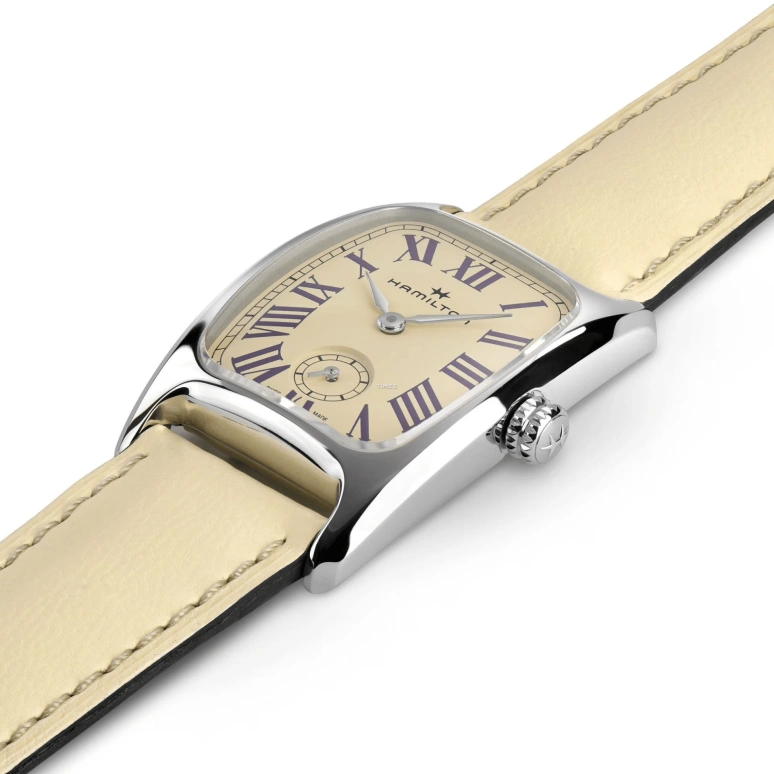 Hamilton,American Classic 23.50x27.40mm,23.50x27.40mm,Stainless Steel,Beige,Cream,Quartz,Sapphire,Glass,Rectangular,H13321821