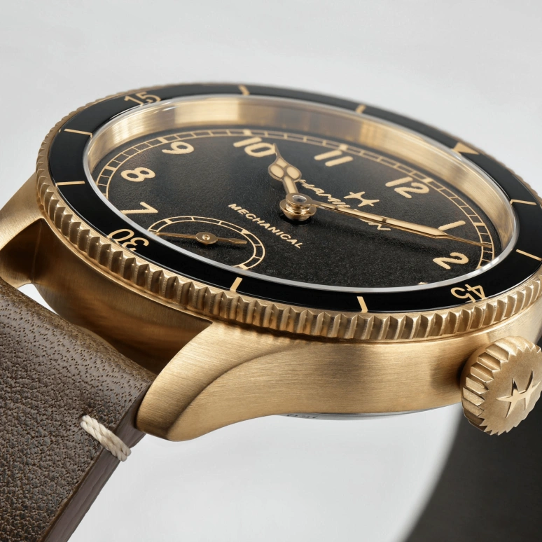 Hamilton,Khaki Aviation 43mm,43mm,Bronze,Stainless Steel,Black,Handwound,46hours,Sapphire,H76709530