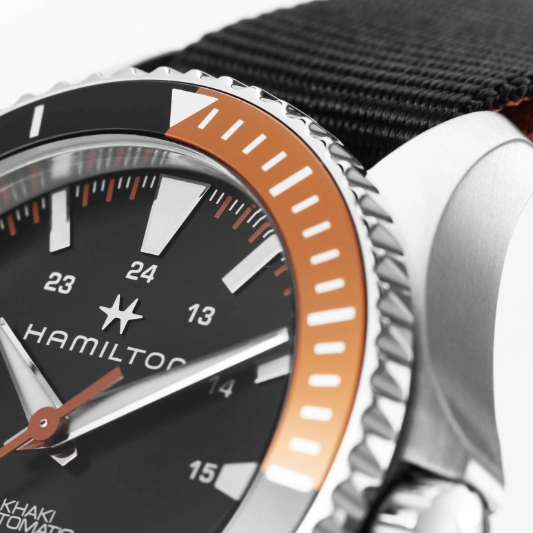Hamilton,Khaki Navy 40mm,40mm,Stainless Steel,Black,Automatic,80hours,In-house Caliber,H82305931