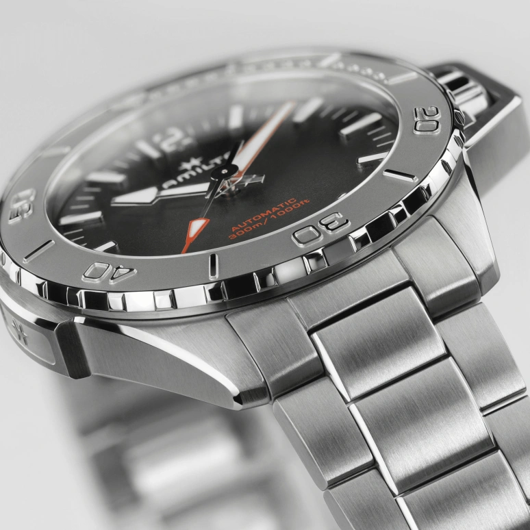 Hamilton,Khaki Navy 46mm,46mm,Stainless Steel,Black,Automatic,80hours,In-house Caliber,H77815130