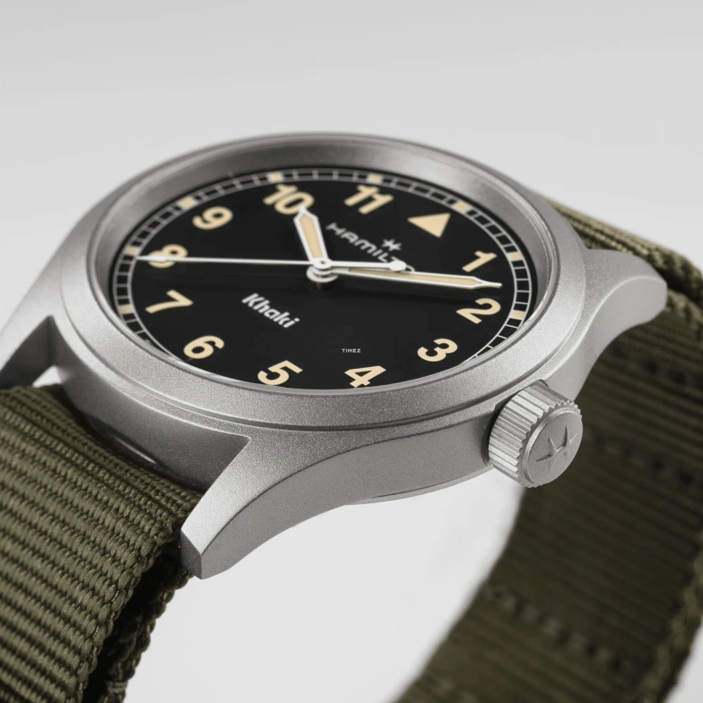 Hamilton,Khaki Field 38mm,38mm,Stainless Steel,Black,Quartz,Sapphire,Crystal Glass,Round,H69401930