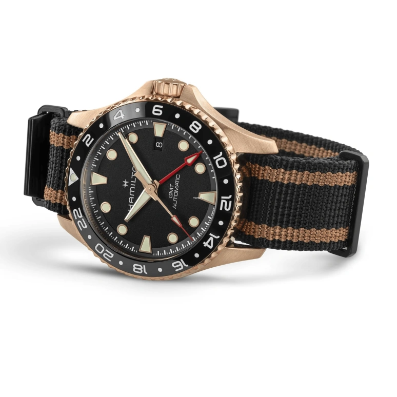 Hamilton,Khaki Navy 43mm,43mm,Bronze,Titanium,Black,Automatic,Day,Dule Time,GMT,H82565930