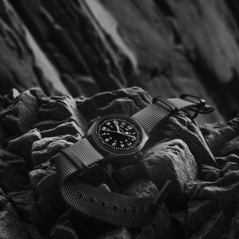 Hamilton,Khaki Field 38mm,38mm,Stainless Steel,Black,Handwound,Day,80hours,H69409930