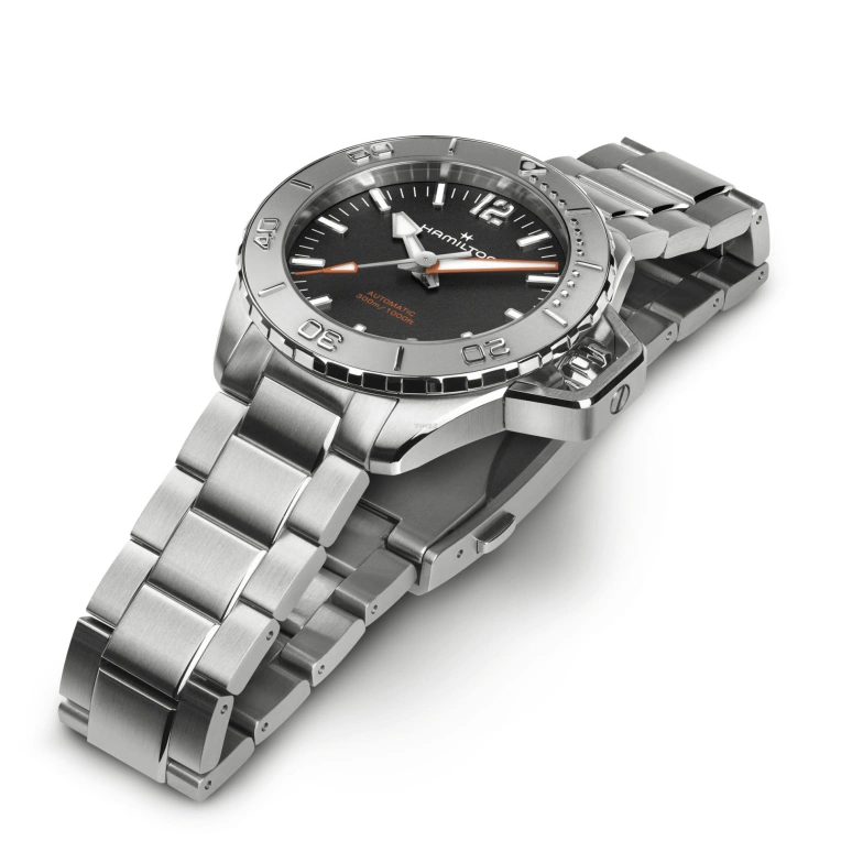 Hamilton,Khaki Navy 41mm,41mm,Stainless Steel,Black,Automatic,Sapphire,Crystal Glass,Round,H77485130