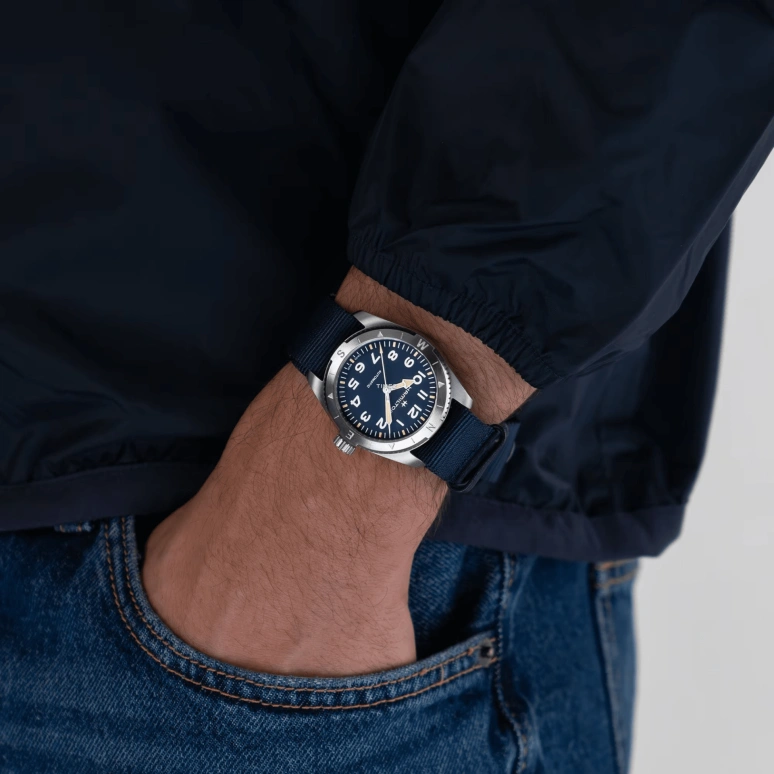 Hamilton,Khaki Field 37mm,37mm,Stainless Steel,Blue,Automatic,80hours,In-house Caliber,H70225940