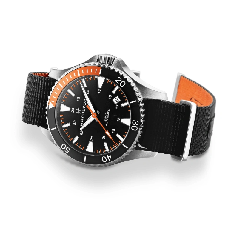 Hamilton,Khaki Navy 40mm,40mm,Stainless Steel,Black,Automatic,80hours,In-house Caliber,H82305931