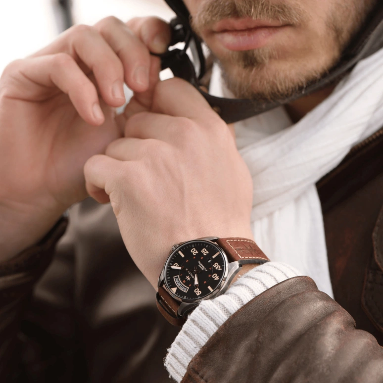 Hamilton,Khaki Aviation 42mm,42mm,Stainless Steel,Black,Automatic,Date,Day,H64605531