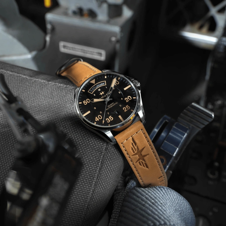 Hamilton,Khaki Aviation 42mm,42mm,Stainless Steel,Black,Automatic,Date,Day,H64645531