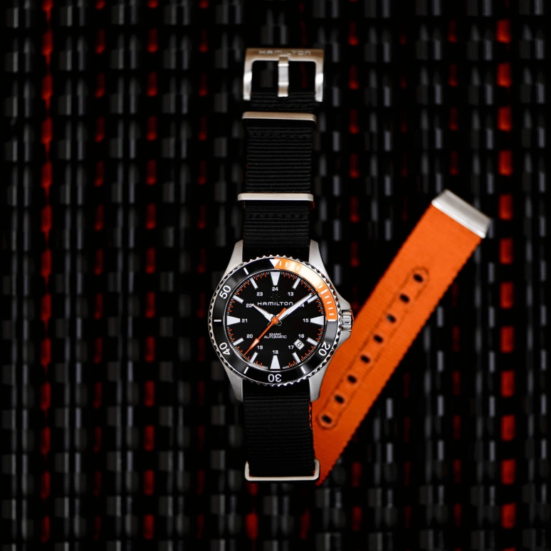 Hamilton,Khaki Navy 40mm,40mm,Stainless Steel,Black,Automatic,80hours,In-house Caliber,H82305931