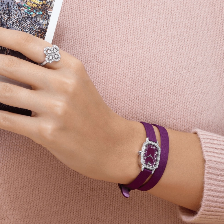 Harry Winston,Emerald 17.7x24mm,17.7x24mm,Gold,White Gold,Violet,Quartz,In-house Caliber,Mother of Pearl,EMEQHM18WW016