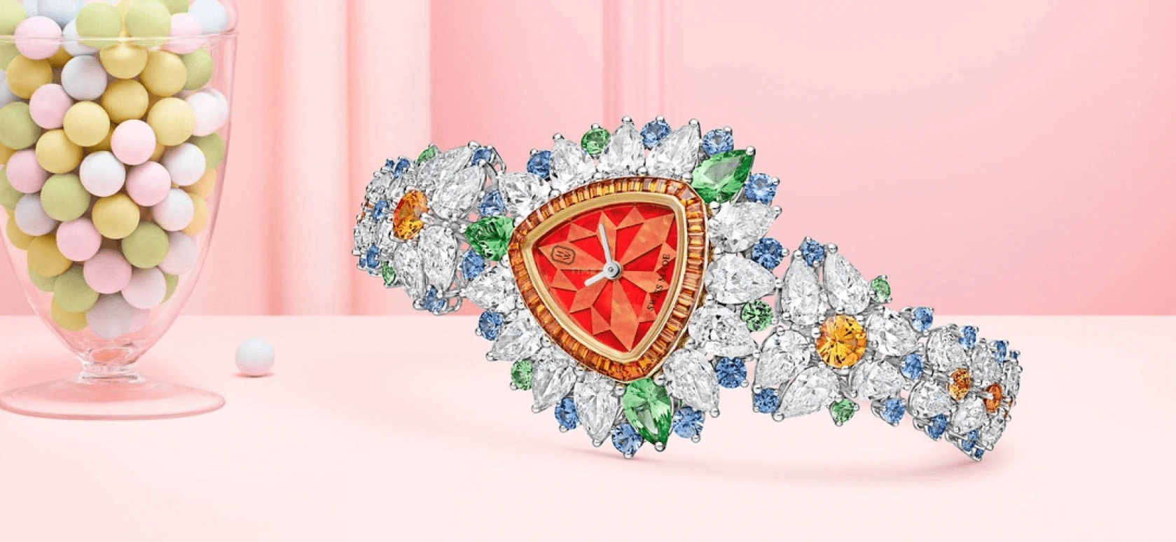 Harry Winston,High Jewelry Timepieces 32.2mm,32.2mm,Yellow Gold,Gold,Platinum,Red,Quartz,In-house Caliber,Mother of Pearl,HJTQHM34PP002
