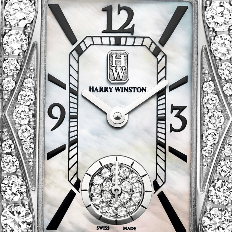 Harry Winston,The Avenue 21.4x36.1mm,21.4x36.1mm,Gold,White Gold,White,Quartz,In-house Caliber,Mother of Pearl,AVEQHM21WW231