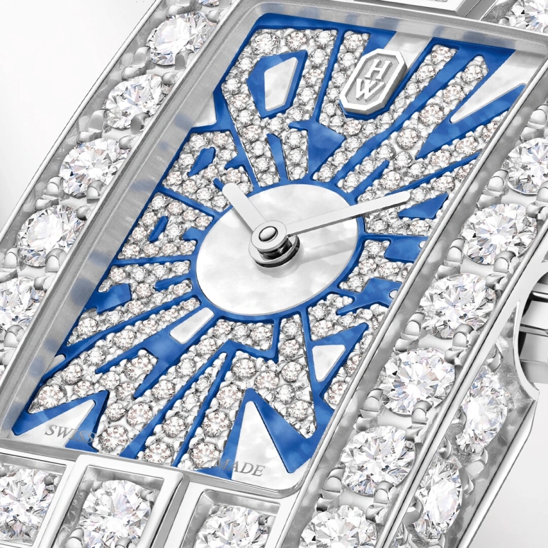 Harry Winston,The Avenue 21.4x36.1mm,21.4x36.1mm,Gold,White Gold,White,Blue,Quartz,In-house Caliber,Mother of Pearl,AVEQHM21WW296