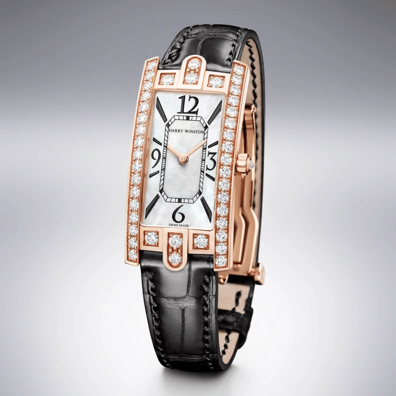 Harry Winston,The Avenue 19x39.5mm,19x39.5mm,Rose Gold,Gold,White,Quartz,In-house Caliber,Mother of Pearl,AVCQHM19RR005