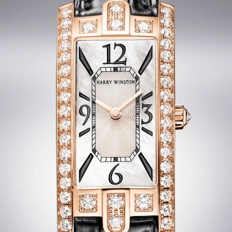 Harry Winston,The Avenue 19x39.5mm,19x39.5mm,Rose Gold,Gold,White,Quartz,In-house Caliber,Mother of Pearl,AVCQHM19RR005