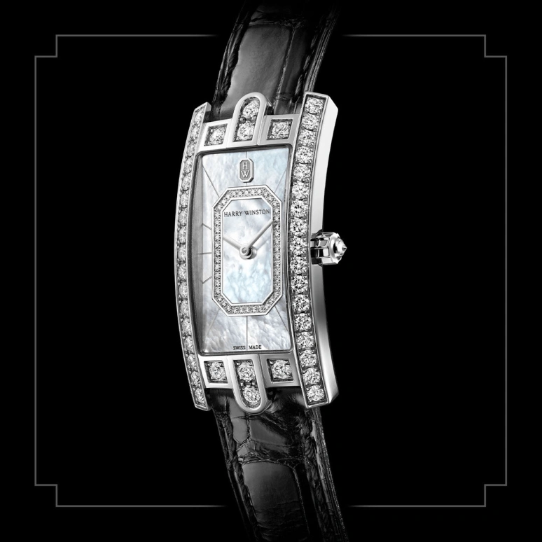 Harry Winston,The Avenue 19x39.5mm,19x39.5mm,Gold,White Gold,Light,White,Pink,Quartz,In-house Caliber,Mother of Pearl,AVCQHM19WW138