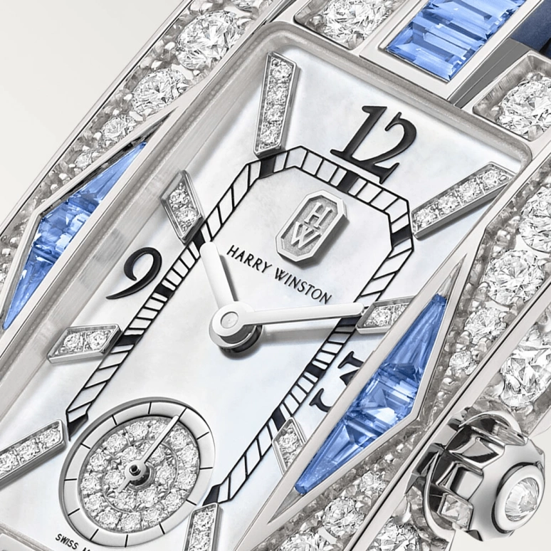 Harry Winston,The Avenue 21.4x36.1mm,21.4x36.1mm,Gold,White Gold,White,Quartz,In-house Caliber,Mother of Pearl,AVEQHM21WW292
