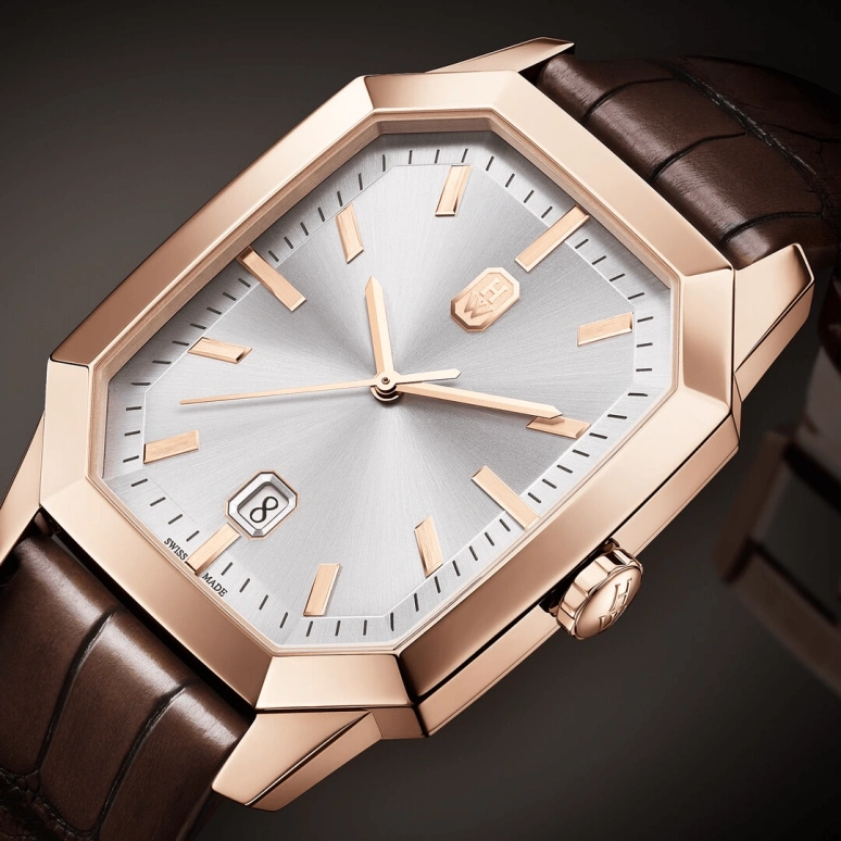 Harry Winston,Emerald 33.3x39.3mm,33.3x39.3mm,Rose Gold,Gold,Quartz,In-house Caliber,Opal,EMEQHD33RR001