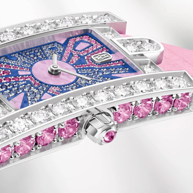Harry Winston,The Avenue 21.4x36.1mm,21.4x36.1mm,Gold,White Gold,Blue,Pink,Quartz,In-house Caliber,Mother of Pearl,AVEQHM21WW298