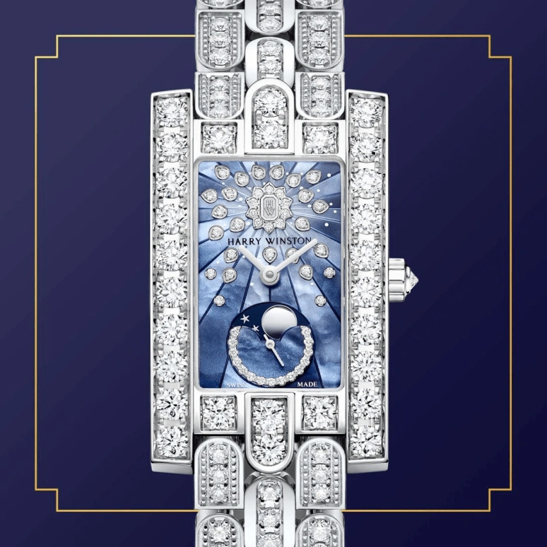 Harry Winston,The Avenue 21.4x36.1mm,21.4x36.1mm,Gold,White Gold,Blue,Quartz,In-house Caliber,Mother of Pearl,AVEQMP21WW005