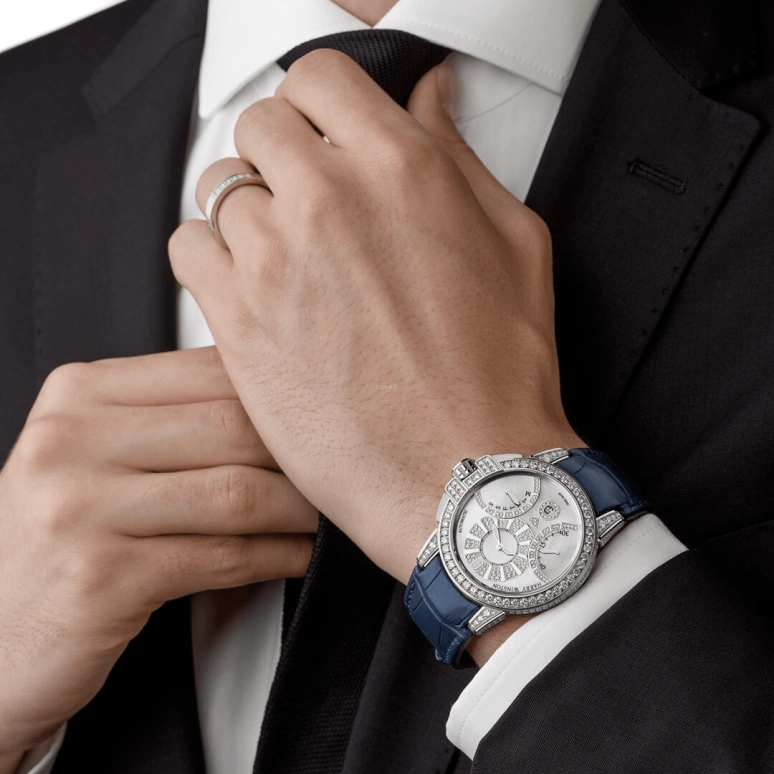 Harry Winston,The Ocean 42.2mm,42.2mm,Gold,White Gold,White,Automatic,In-house Caliber,Mother of Pearl,OCEABI42WW002