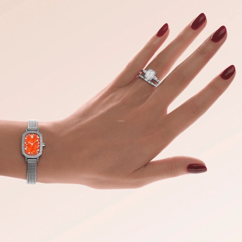 Harry Winston,Emerald 17.7x24mm,17.7x24mm,Gold,White Gold,Orange,Quartz,In-house Caliber,Mother of Pearl,EMEQHM18WW021