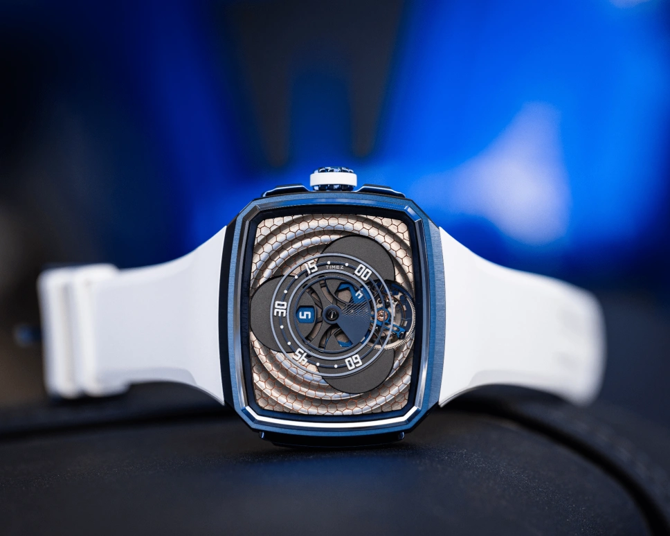 Hautlence,Vagabonde 43x50.80mm,43x50.80mm,Stainless Steel,Silver,Black,Automatic,Jumping Hours,跳分,AD30,AD30-ST00-3