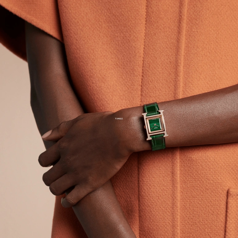 Hermès,Heure H 25x21mm,25x21mm,Rose Gold,Green,Quartz,Sapphire,Crystal Glass,Square,W054095WW00