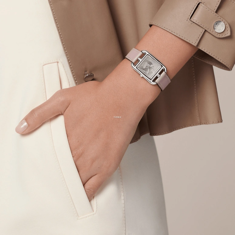 Hermès,Cape Cod 31x23mm,31x23mm,Stainless Steel,Pink,Quartz,Sapphire,Crystal Glass,Square,W060073WW00
