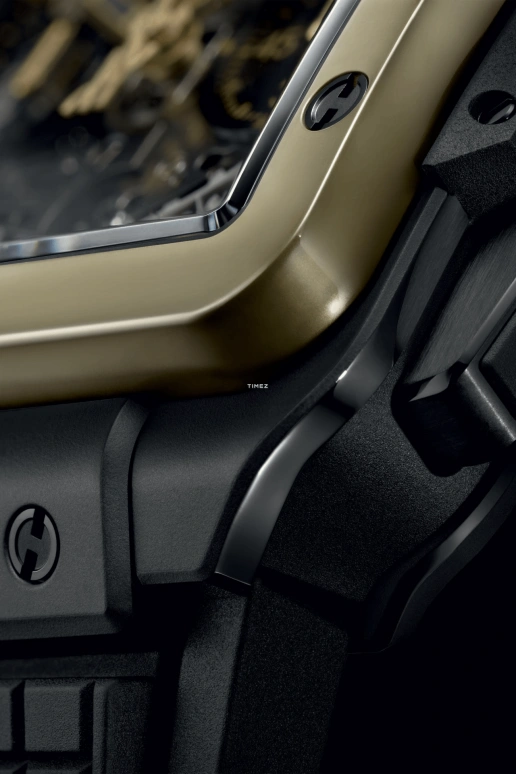 Hublot,Square Bang 42mm,42mm,Ceramic,Magic Gold,Black,Skeleton,Automatic,Chronograph,Day,Flyback,Column Wheel,72hours,In-house Caliber,821,821.CM.0130.RX