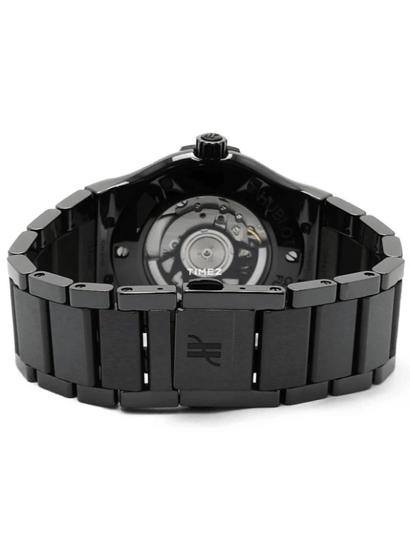 Hublot,Classic Fusion 42mm,42mm,Ceramic,Black,Automatic,42hours,In-house Caliber,542,542.CM.1770.CM