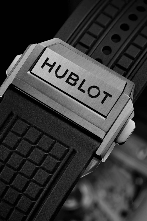 Hublot,Square Bang 42mm,42mm,Titanium Gold,Automatic,72hours,In-house Caliber,821,821.NX.0170.RX