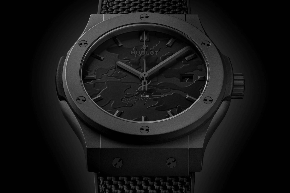 Hublot,Classic Fusion 42mm,42mm,Stainless Steel,Black,Automatic,Day,42hours,542,542.CI.6670.NR.YOY