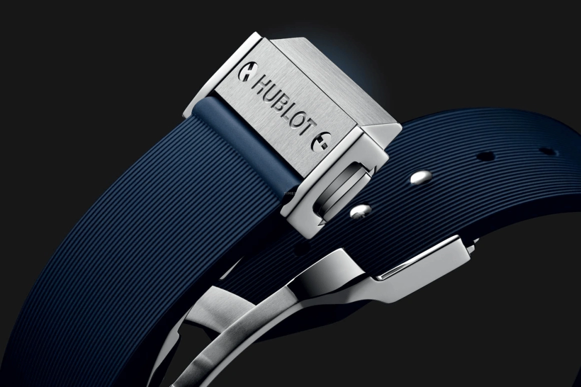 Hublot,Classic Fusion 42mm,42mm,Titanium Gold,Blue,Automatic,42hours,In-house Caliber,542,542.NX.7170.RX