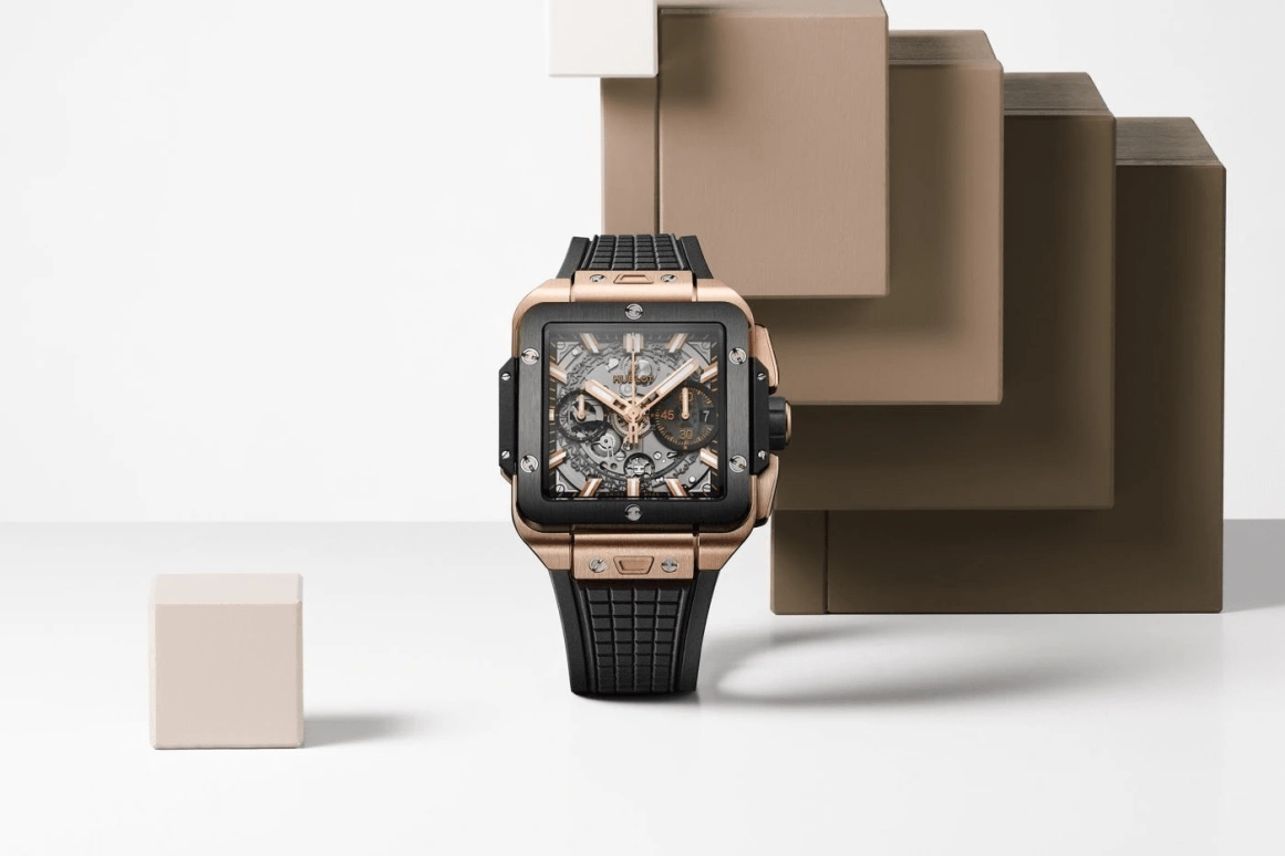 Hublot,Square Bang 42mm,42mm,KING GOLD,Automatic,72hours,In-house Caliber,821,821.OM.0180.RX