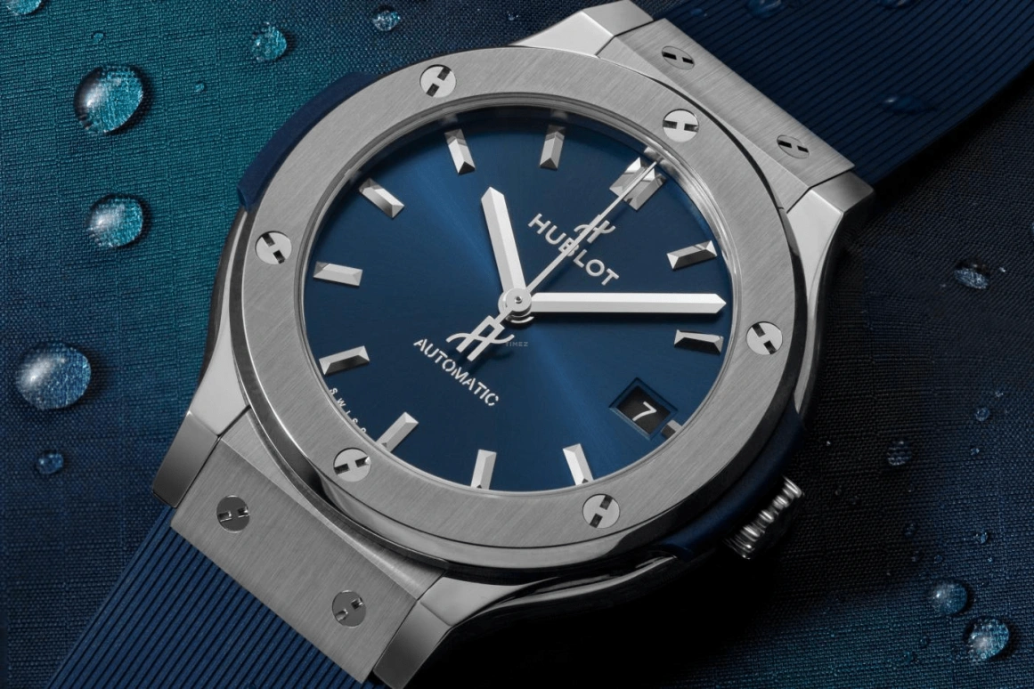 Hublot,Classic Fusion 38mm,38mm,Titanium Gold,Blue,Automatic,42hours,In-house Caliber,565,565.NX.7170.RX