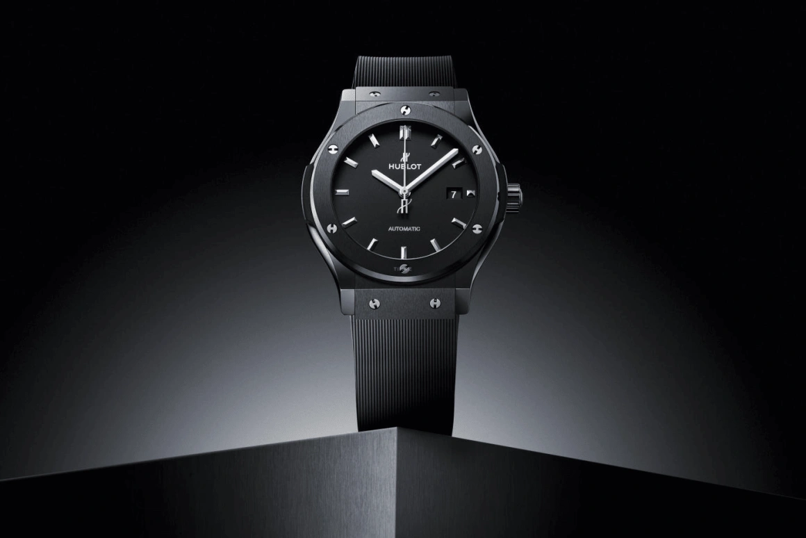Hublot,Classic Fusion 42mm,42mm,Ceramic,Black,Automatic,42hours,In-house Caliber,542,542.CM.1171.RX