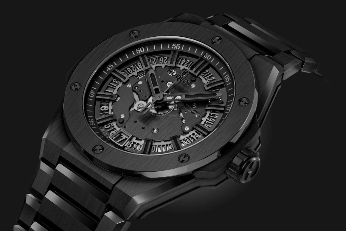 Hublot,Big Bang 40mm,40mm,Ceramic,Automatic,50hours,In-house Caliber,456,456.CX.0140.CX