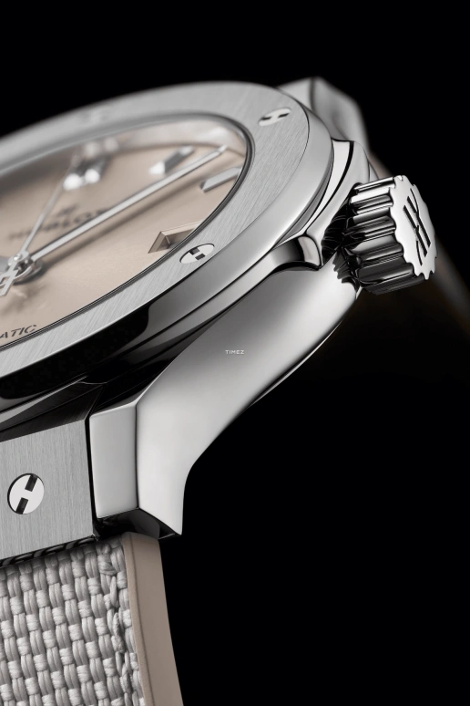 Hublot,Classic Fusion 42mm,42mm,Titanium,Grey,Automatic,Day,42hours,542,542.NX.4610.NR.HEC25
