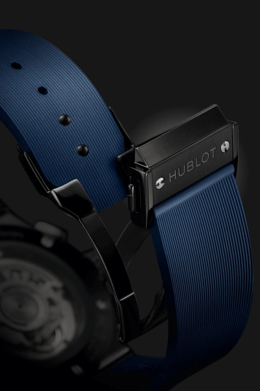 Hublot,Classic Fusion 45mm,45mm,Ceramic,Blue,Automatic,42hours,In-house Caliber,521,521.CM.7170.RX