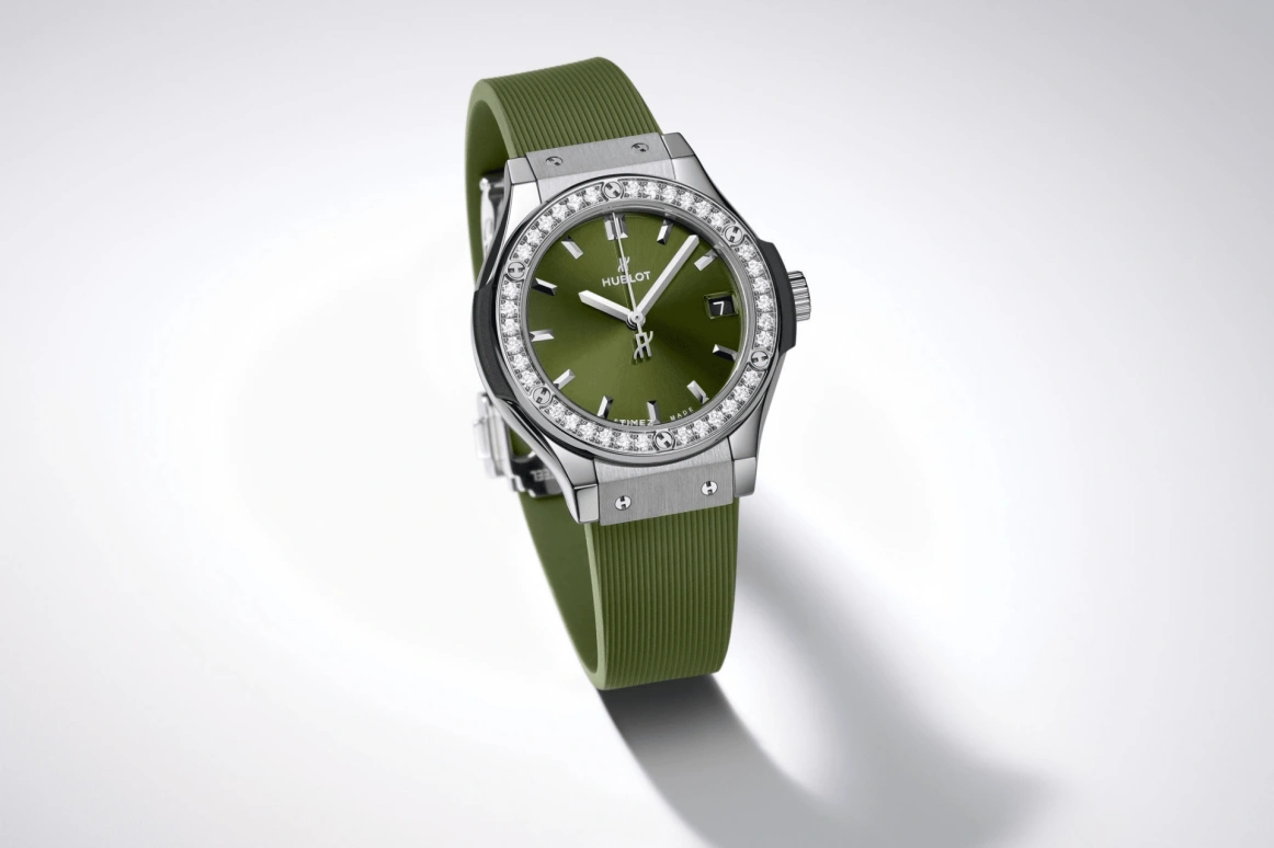 Hublot,Classic Fusion 33mm,33mm,Titanium,Green,Quartz,Day,In-house Caliber,581,581.NX.8970.RX.1104
