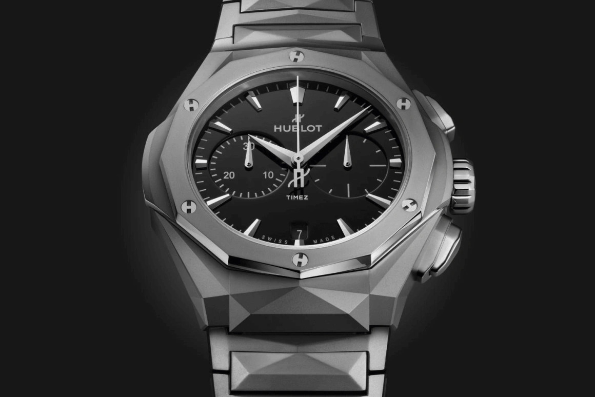 Hublot,Classic Fusion 41mm,41mm,Titanium,Black,Chronograph,Day,Sapphire,Crystal Glass,549,549.NI.1270.NI.ORL23