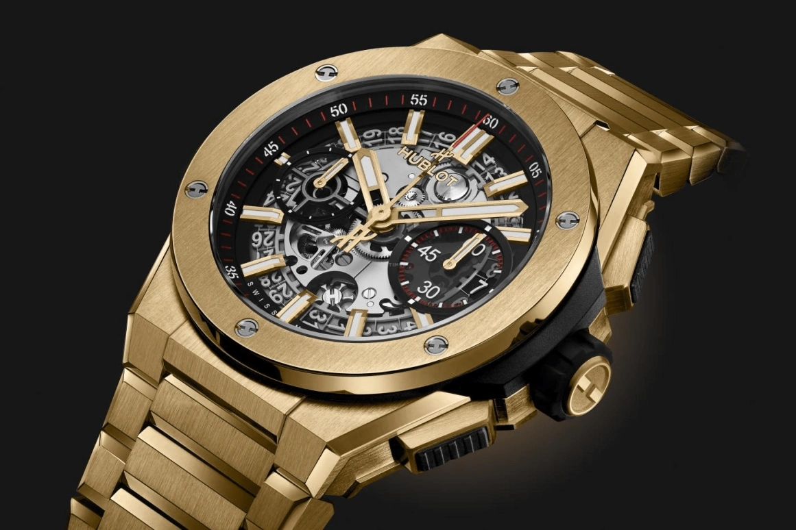 Hublot,Big Bang 42mm,42mm,Yellow Gold,Black,Automatic,72hours,In-house Caliber,451,451.VX.1130.VX