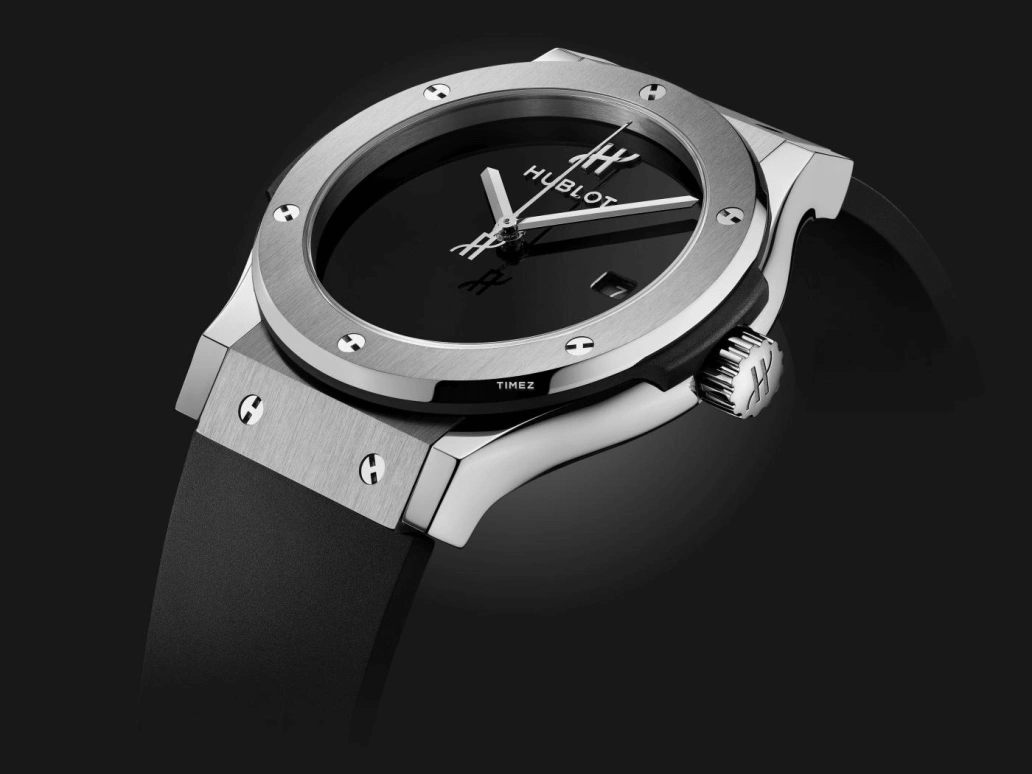 Hublot,Classic Fusion 42mm,42mm,Titanium,Black,Day,Sapphire,Crystal Glass,Round,542,542.NX.1270.RX.MDM